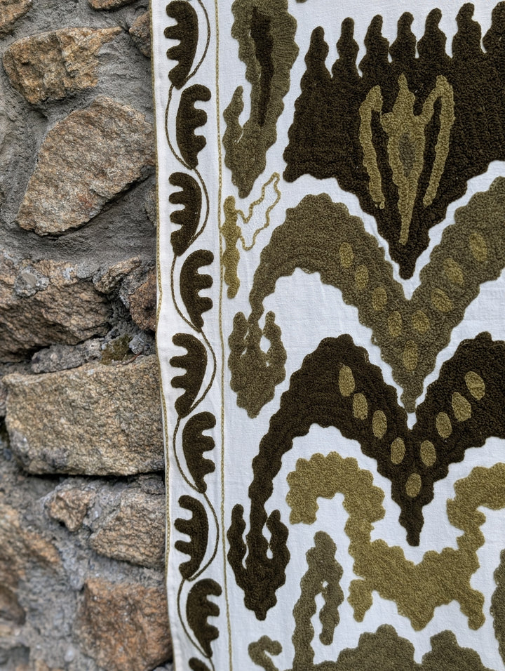 Suzani 023, Khaki Ikat