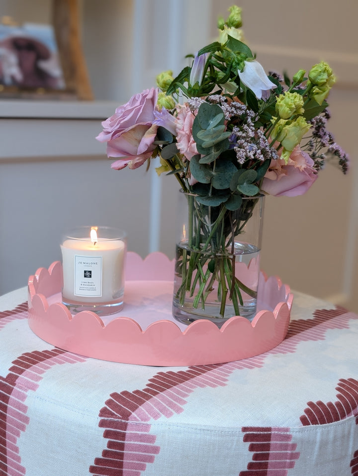 Pink round wavy tray
