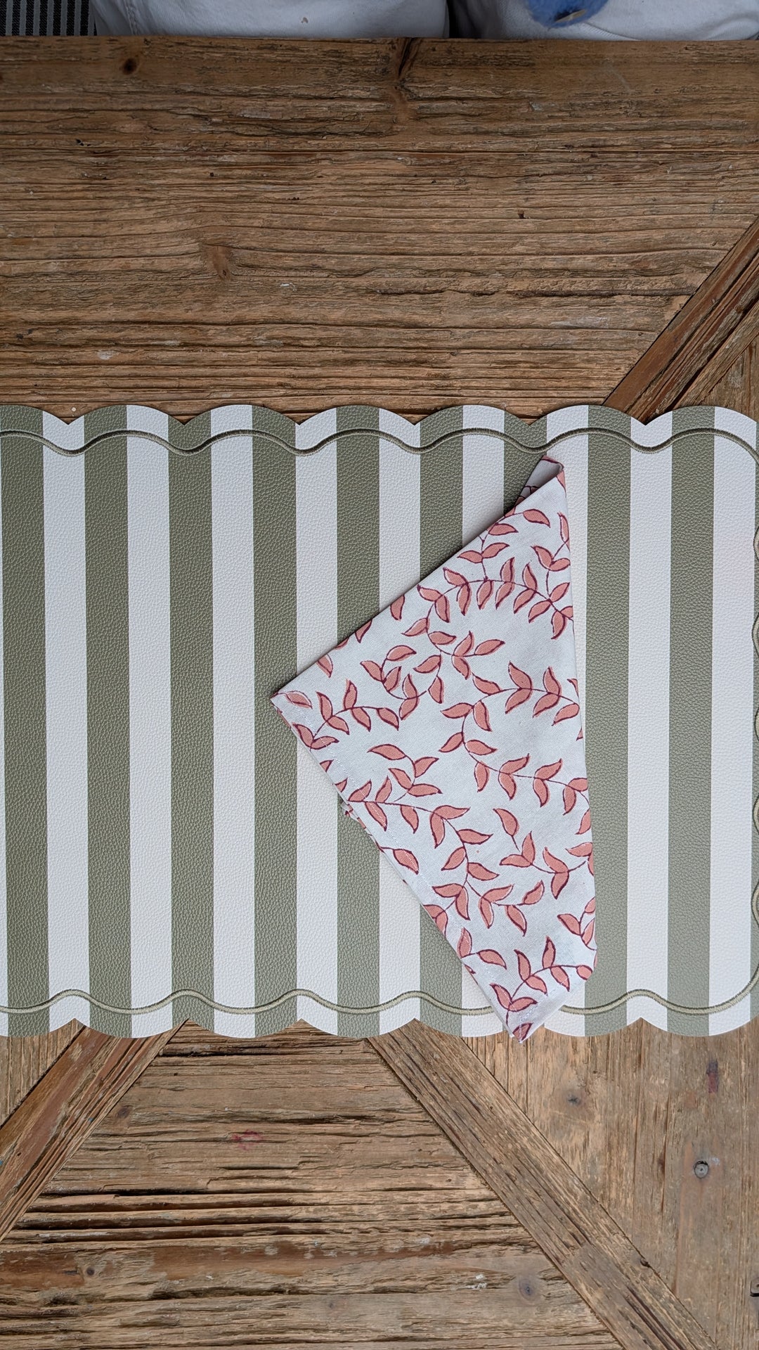 Roméo Dark Green placemat