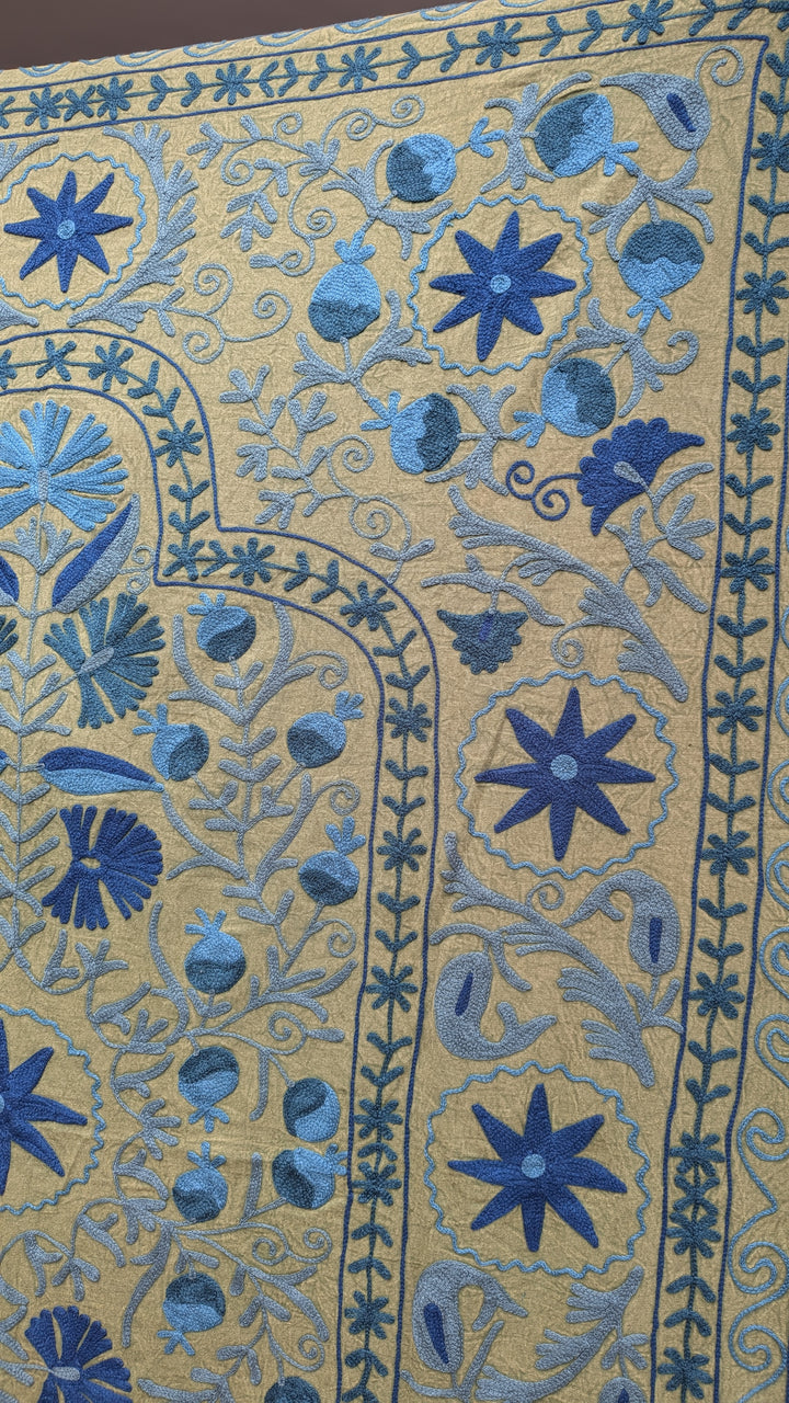 Suzani 072, Seaside