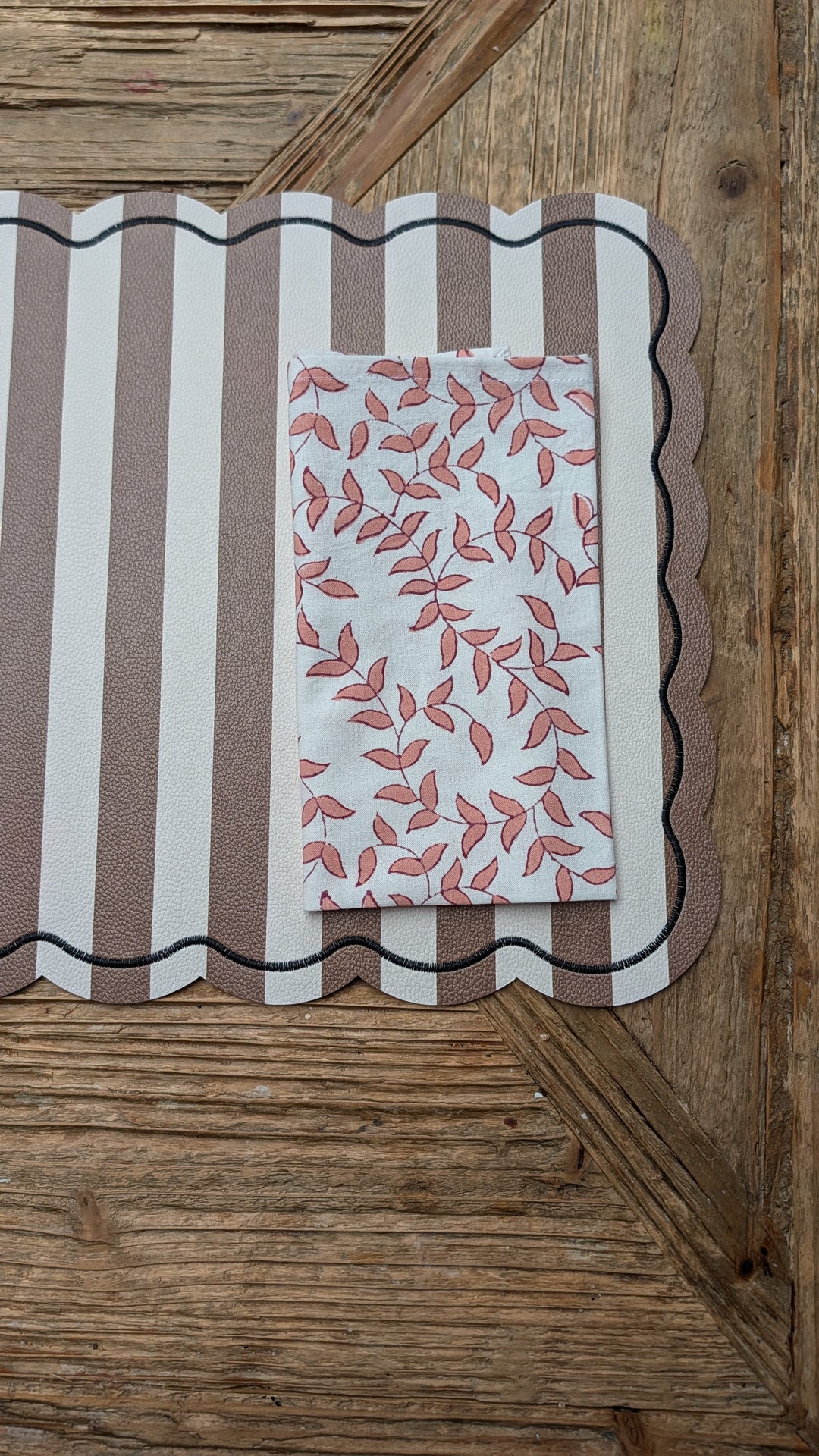 Roméo Brown Placemat