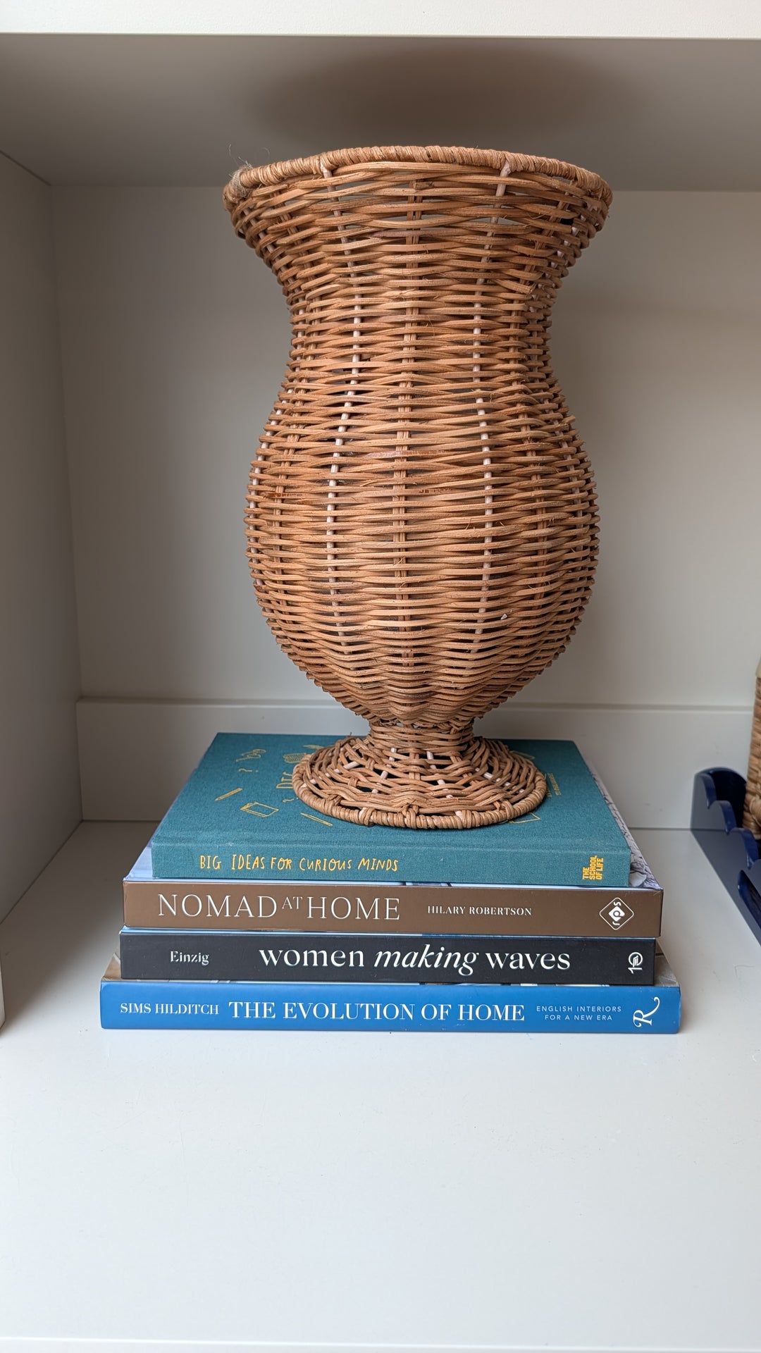 Large Rattan decorative Vase-Ginger Jars-LNH Edit