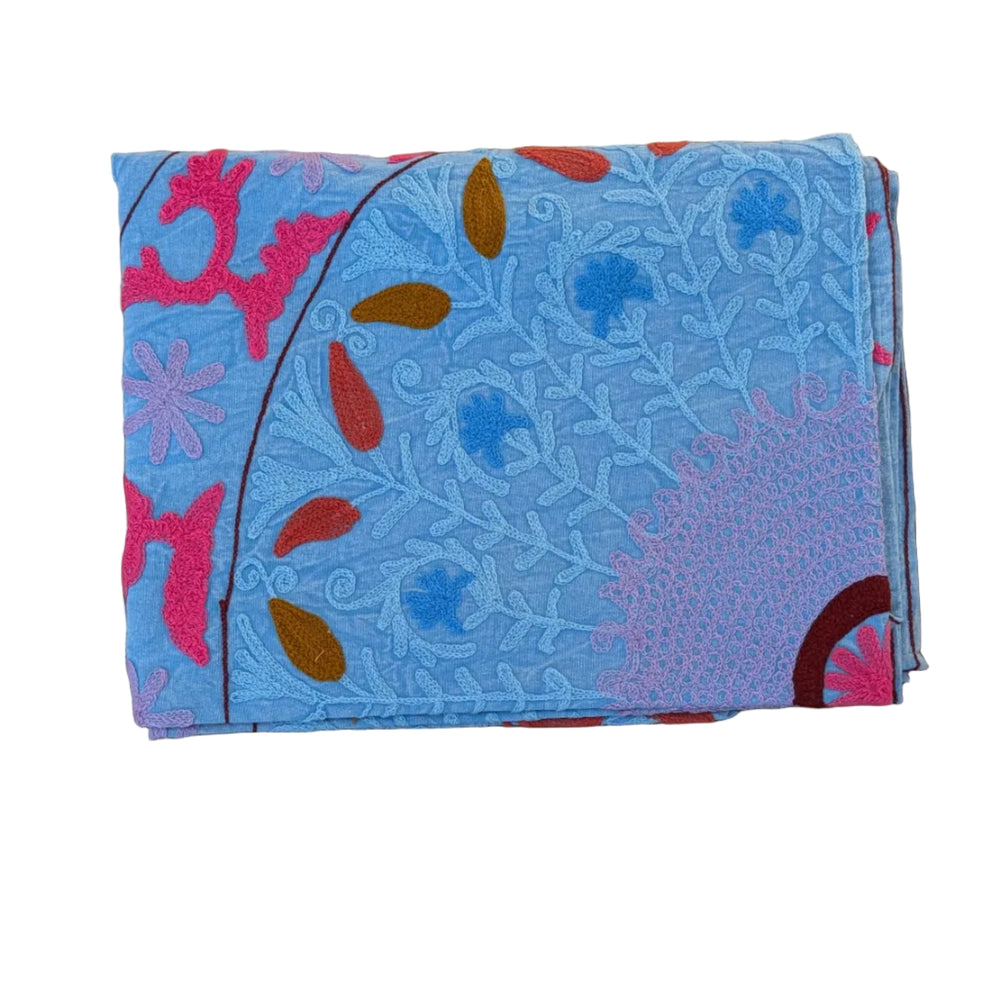 Suzani 054, Bloom-throw-LNH Edit