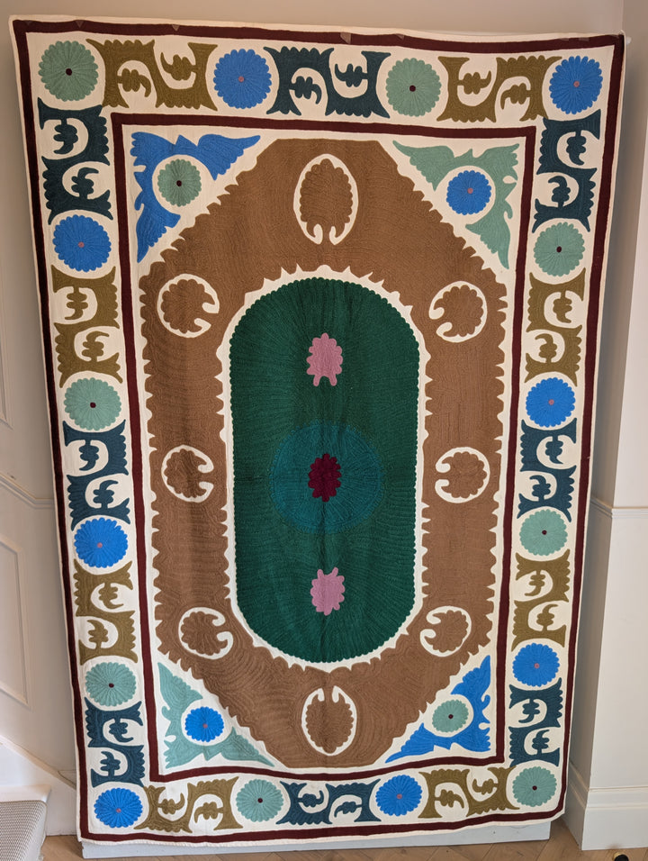 Suzani 018, Bold Contrast