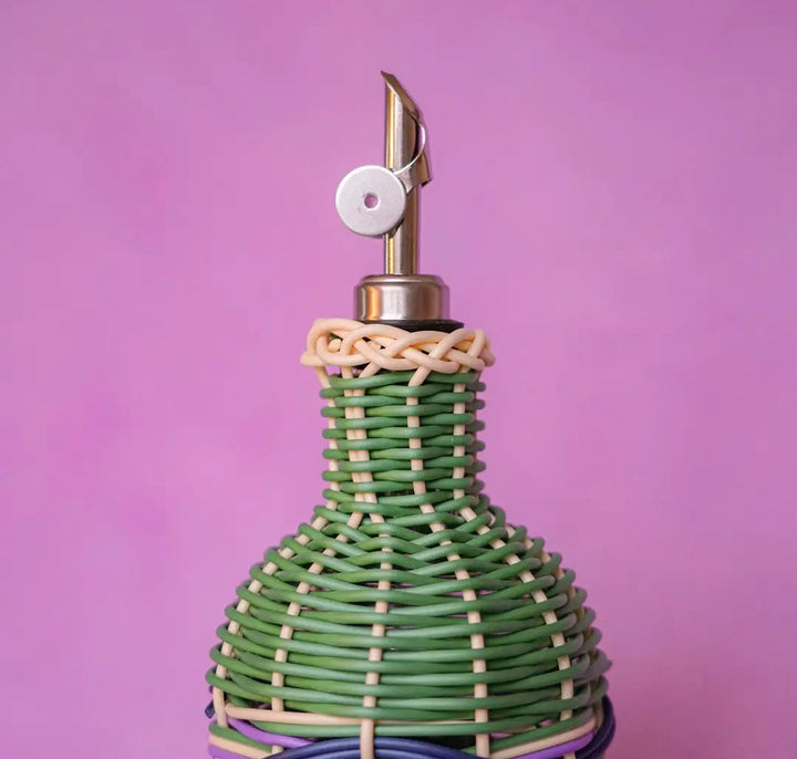 Brown/Green woven Oil Pourer