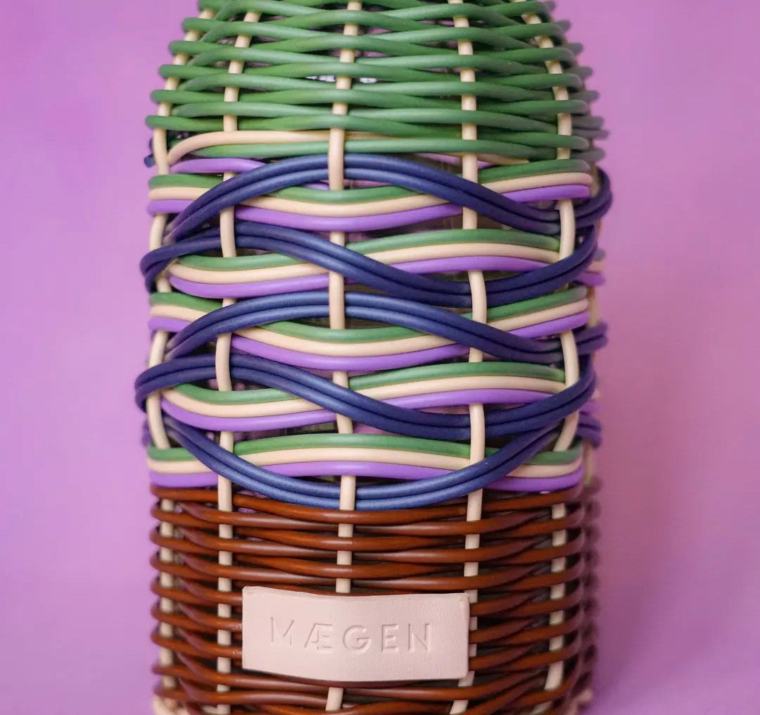 Brown/Green woven Oil Pourer