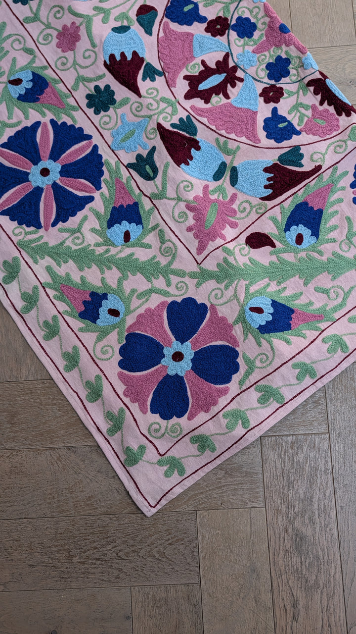 Suzani 057, Summer Love-throw-LNH Edit