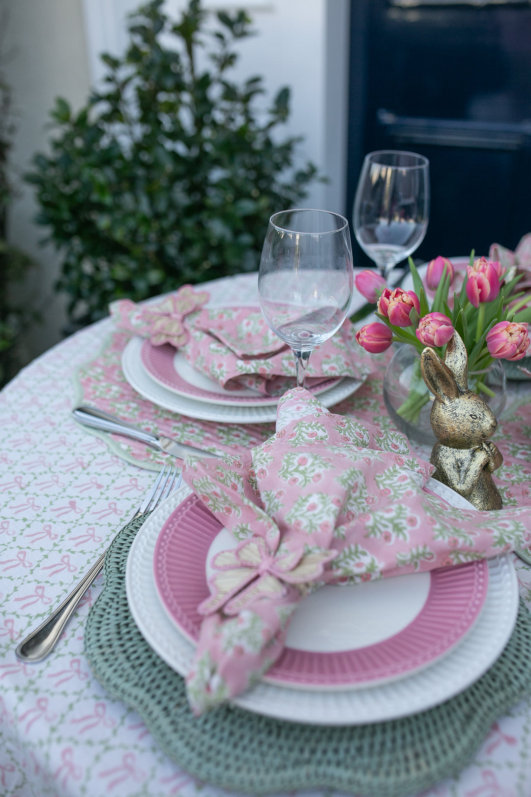 Elizabeth Pink Round Tablecloth-Tablecloths-LNH Edit