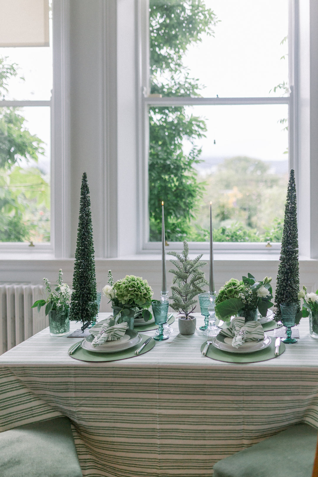 Dark Green Claro Goblets Set of Four