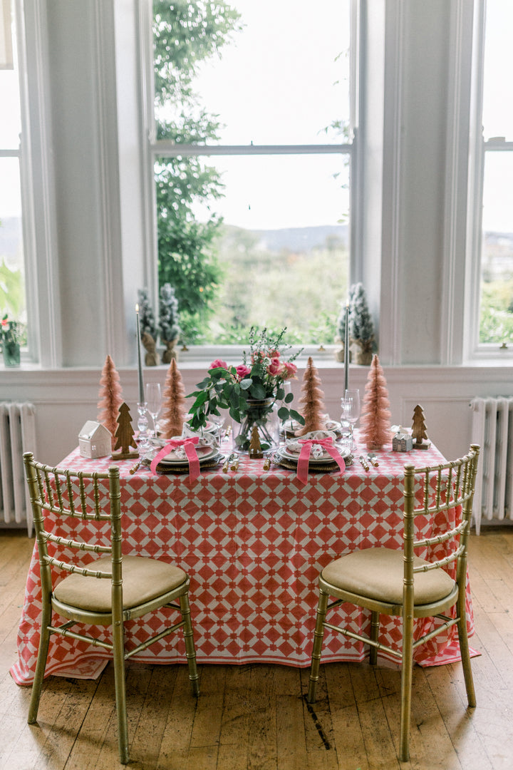 Adeline Pink Tablecloth-Tablecloths-LNH Edit