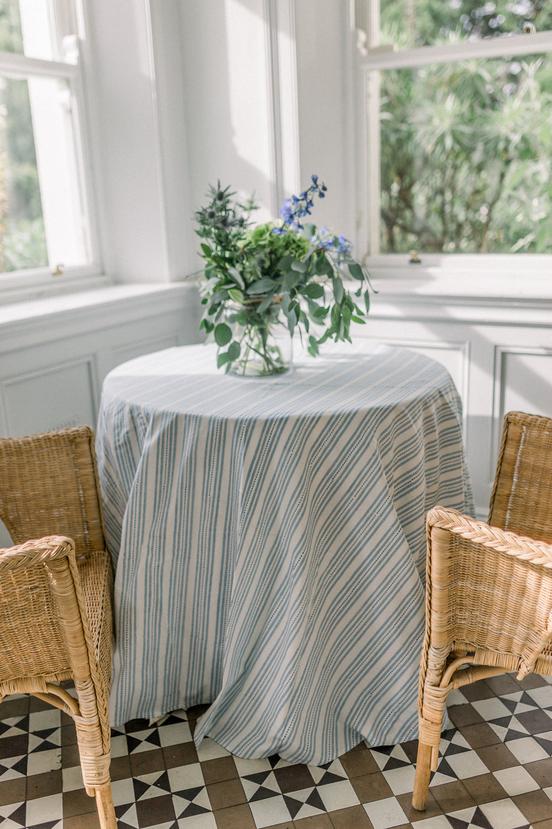 Elsie Blue Round Tablecloth-Tablecloths-LNH Edit