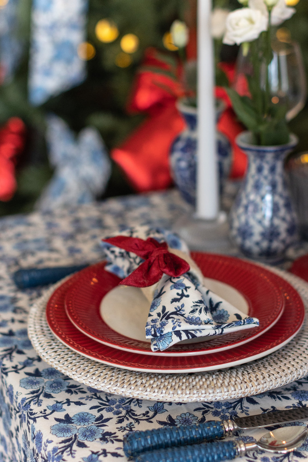 Thistle Blue Napkins, Set of 4