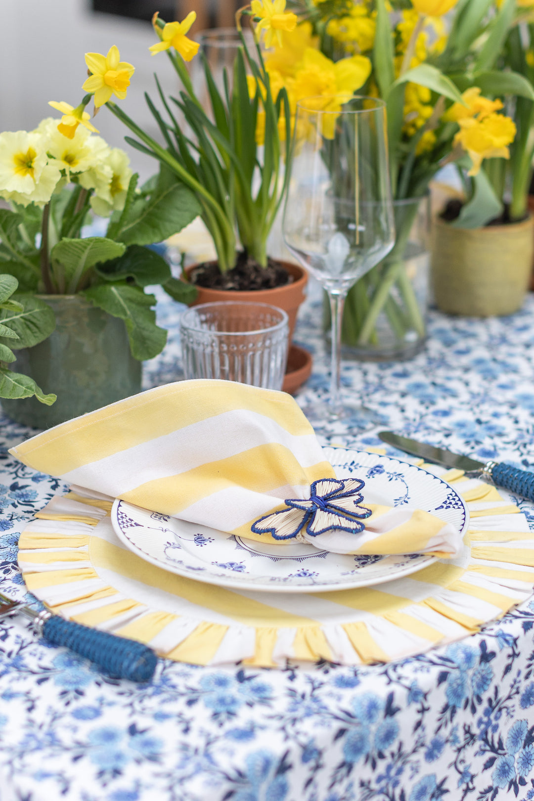 Thistle Rectangle Tablecloth