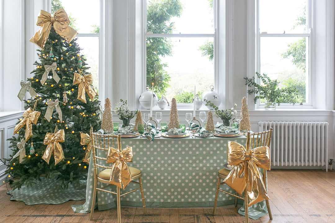 Mistletoe Rectangle Tablecloth
