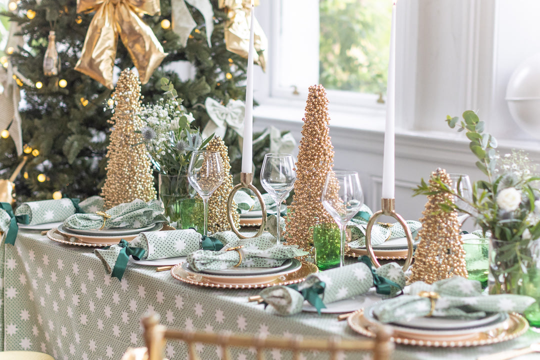 Mistletoe Rectangle Tablecloth
