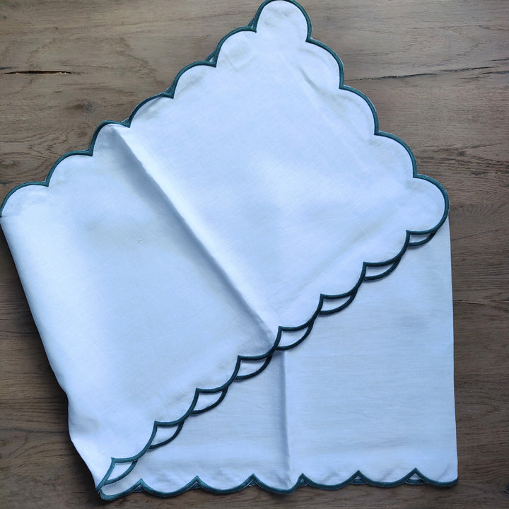 George Scalloped Linen Table Runner-Table Runners-LNH Edit