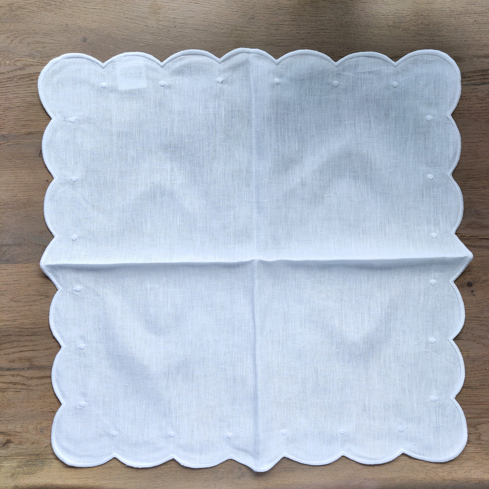 George Scalloped White Linen Napkin, Set of 4-Napkins-LNH Edit