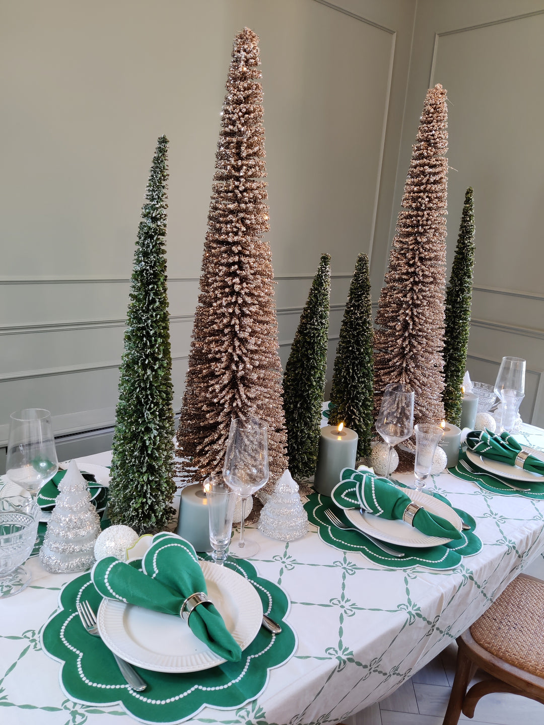 Tall Christmas Tree Green Large-Trees-LNH Edit