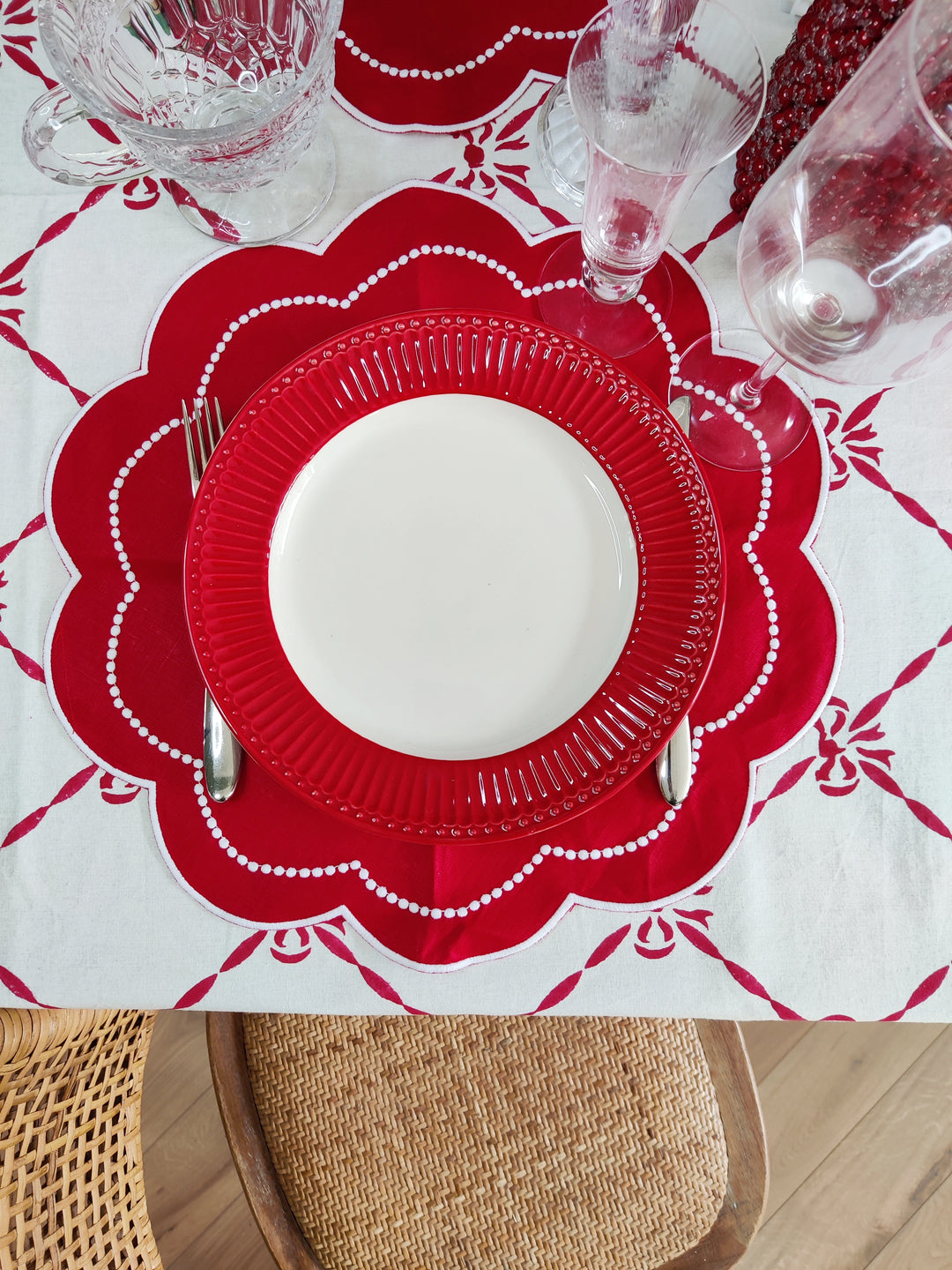 Elizabeth Red Rectangular Tablecloth-Tablecloths-LNH Edit