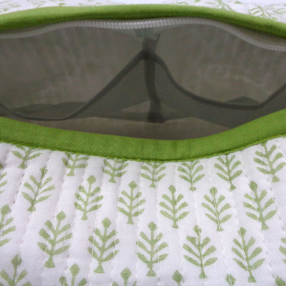 Sofia Bright Green Cosmetic Bag- Set of 2-Wash Bags-LNH Edit